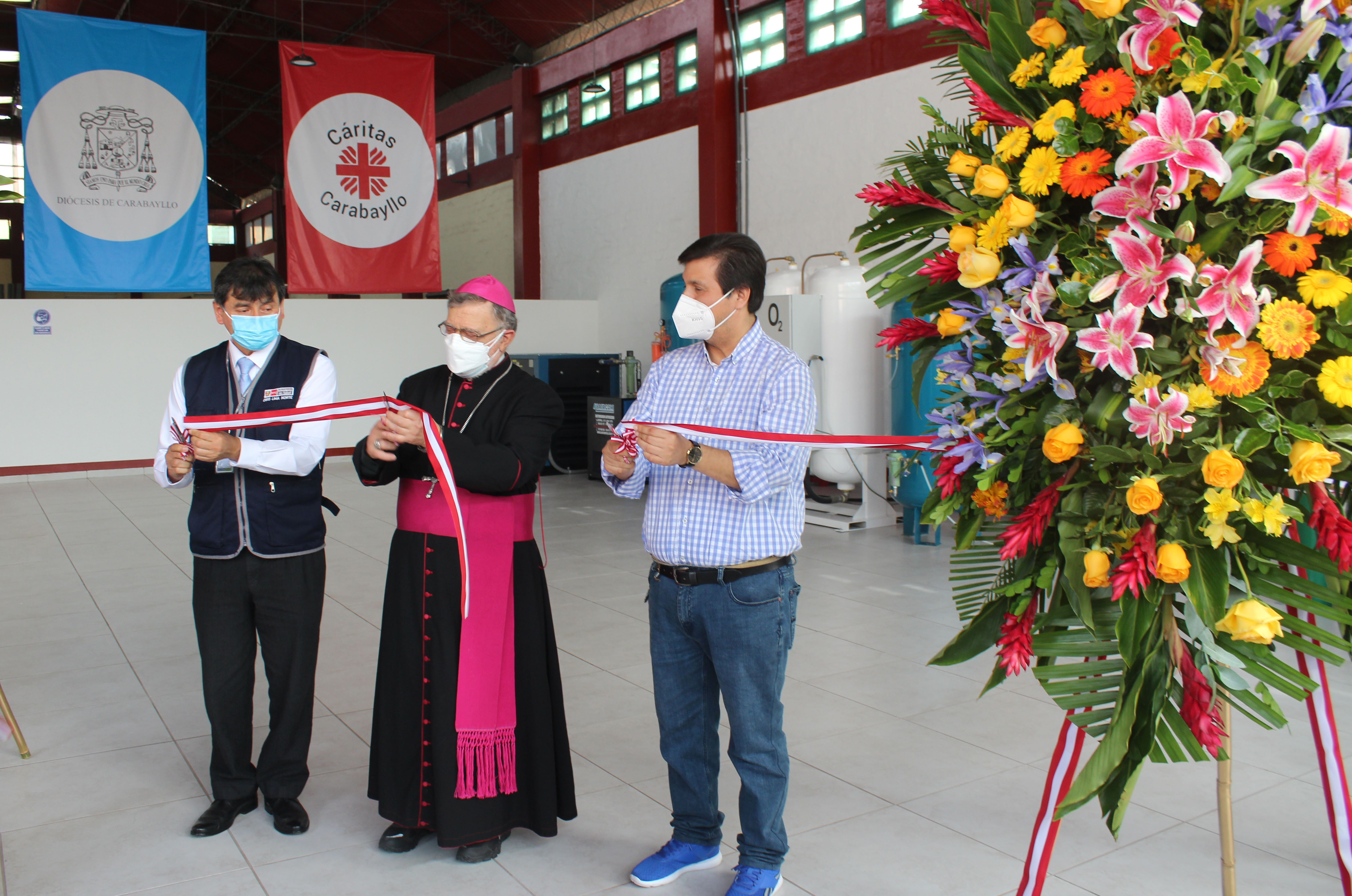 Obispado de Carabayllo inaugura planta de oxígeno y presenta protocolo para llenado de balones